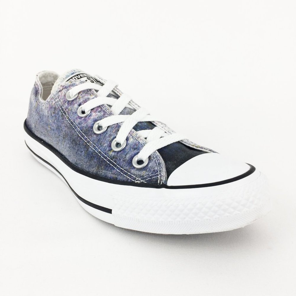 Converse All Star Women's Sneakers Size 6